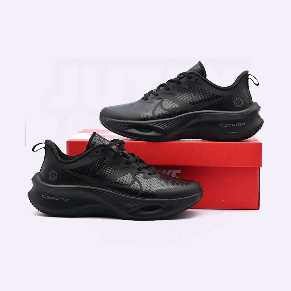 AIR ZOOM - TRILPLE BLACK