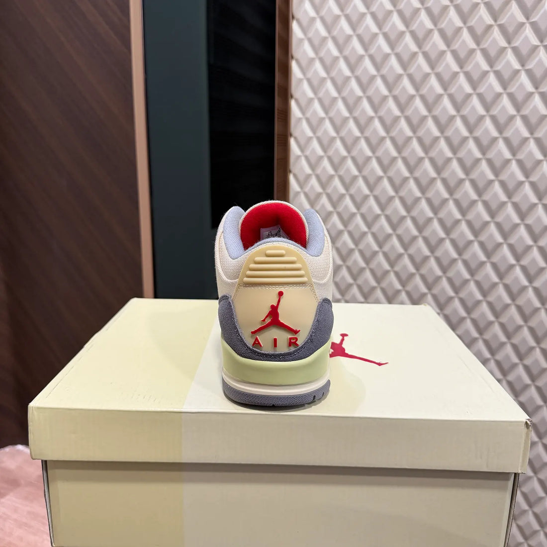 AJ 3 - MUSLIN