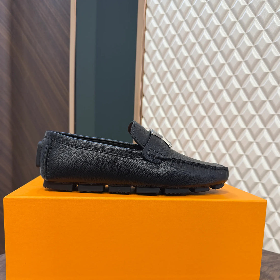 LOUI LEATHER LOAFER - BLACK (MATTE ND8067)
