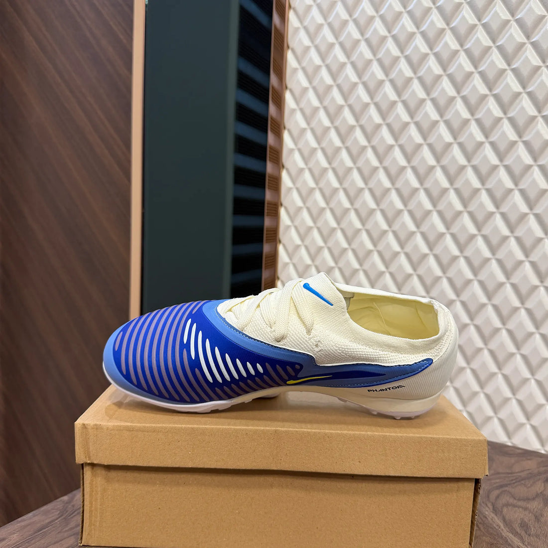 PHANTOM 6 - RACER BLUE (TF)