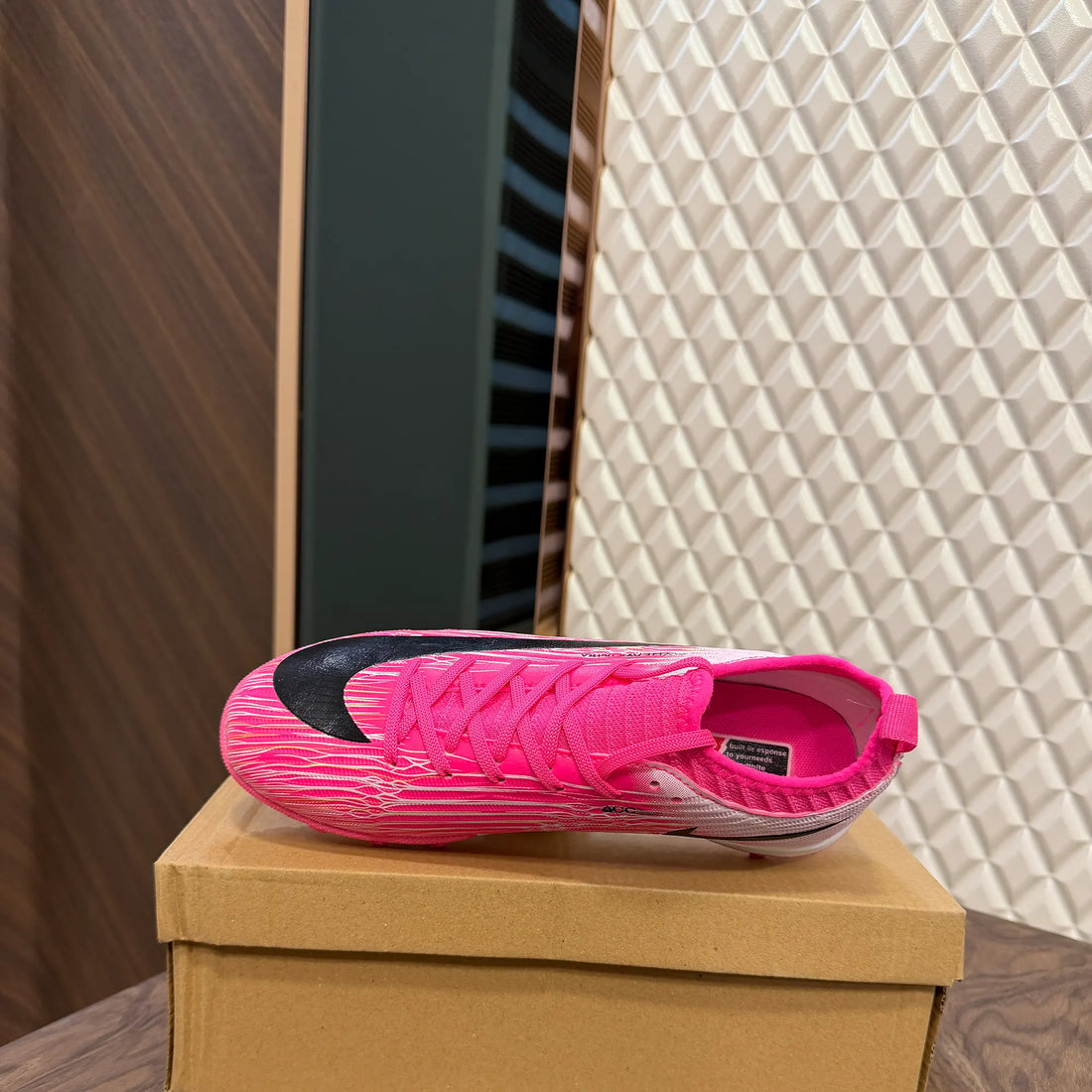 SUPERFLY 11 (TF) - BRIGHT PINK