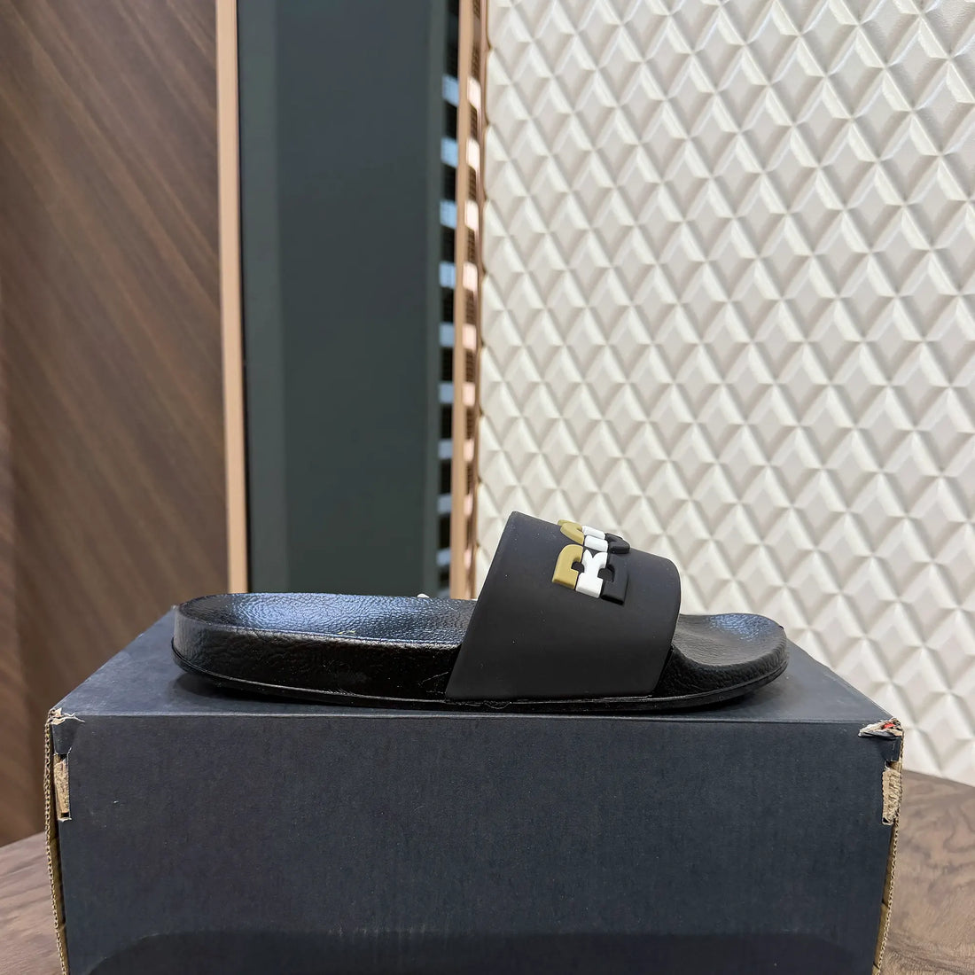 BOSS CLOUDFOAM SLIDE - BLACK