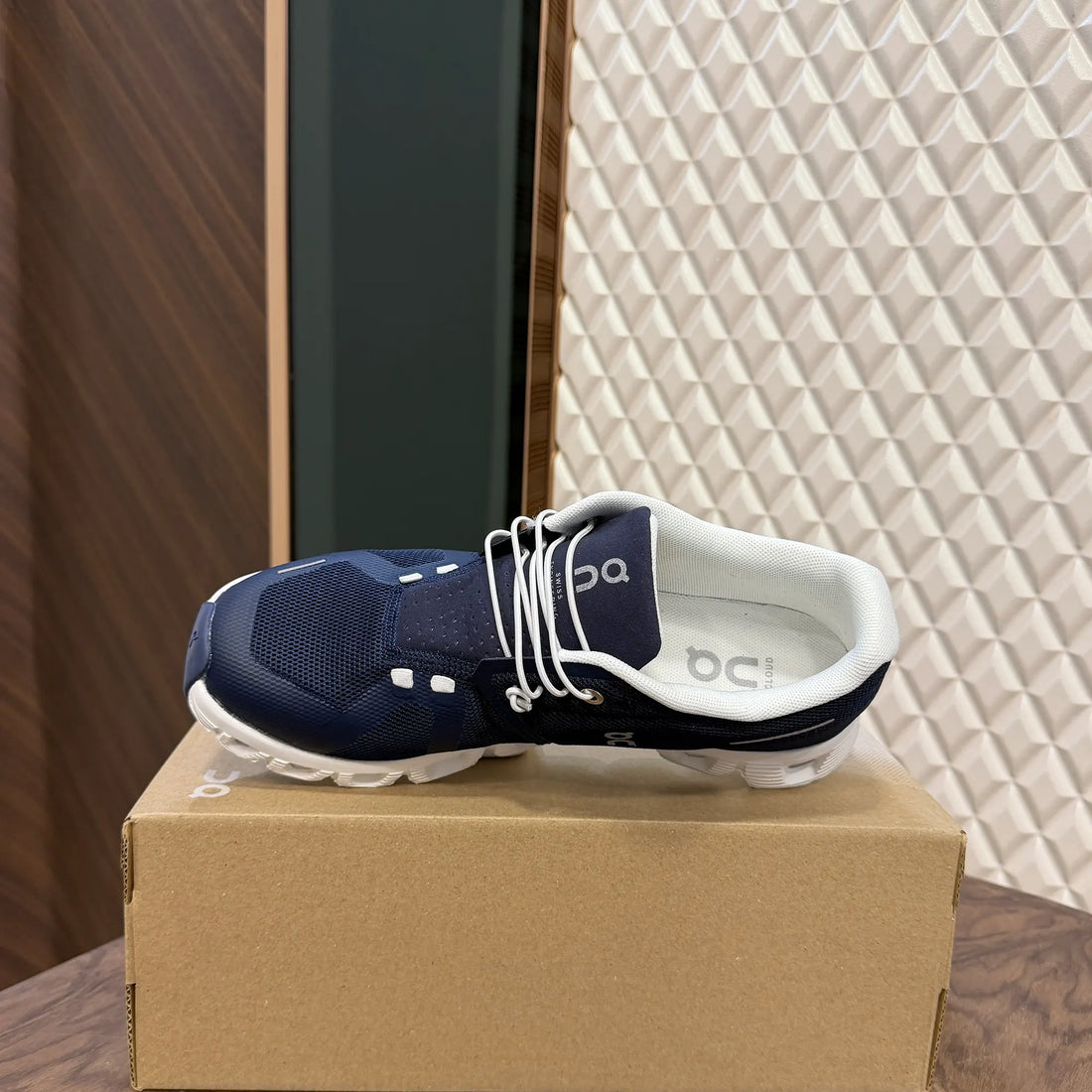ON CLOUD 5 - MIDNIGHT NAVY