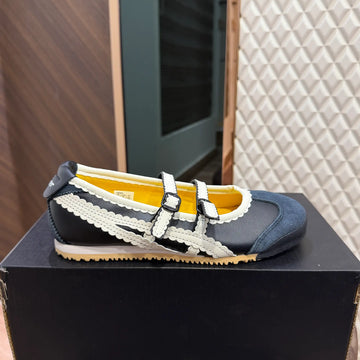 MEXICO 66 BALLET - BLACK CREAM