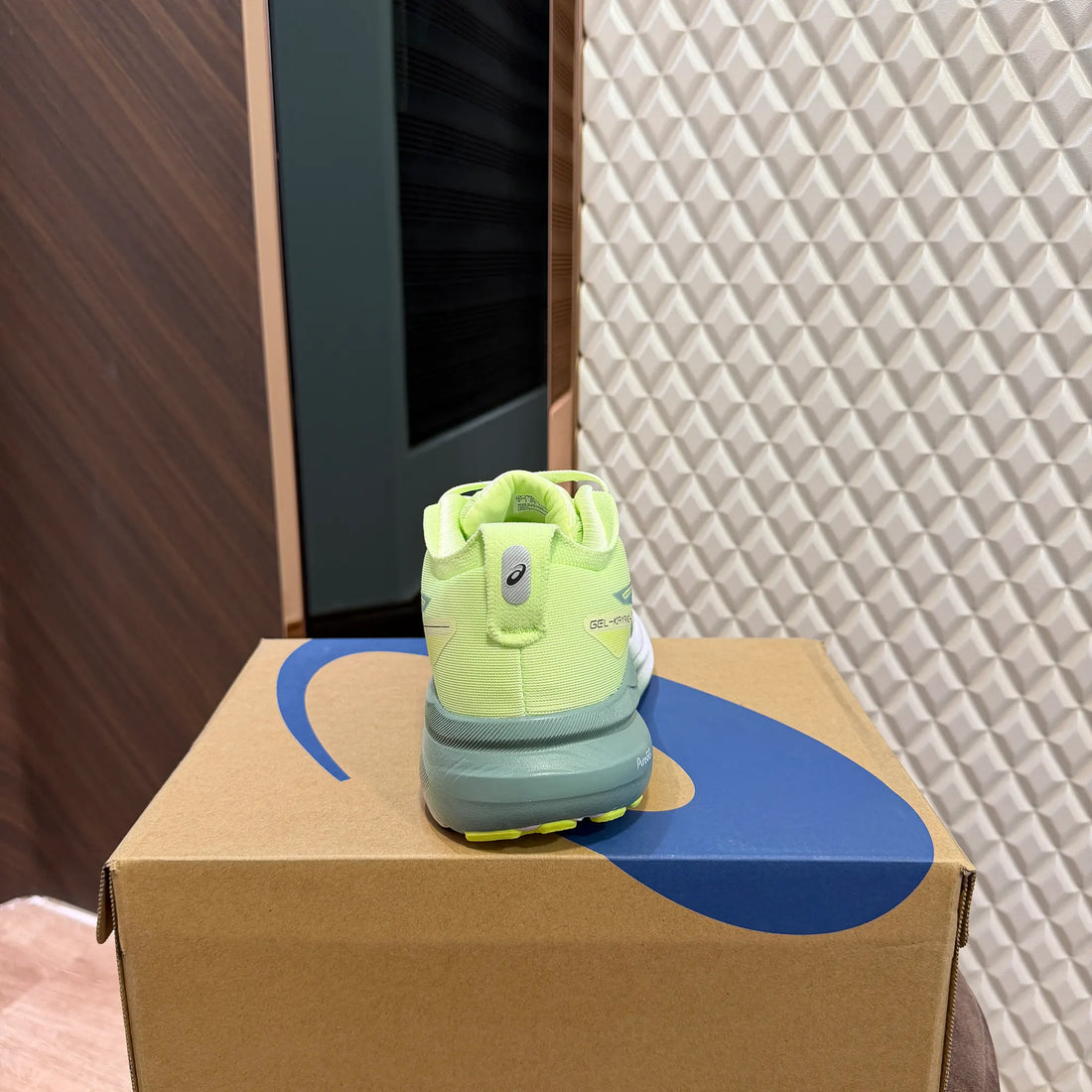 GEL KAYANO 31 - COOL MATCHA