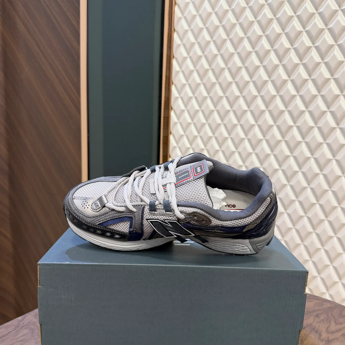 NB 1906A - GRAPHITE MAGIC BLUE