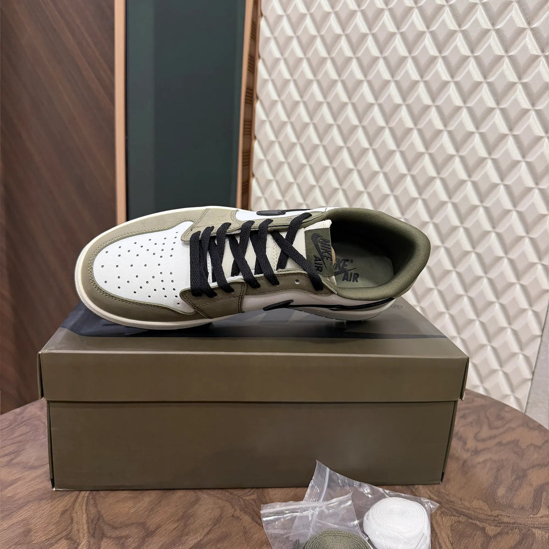 AJ 1 LOWS - MEDIUM OLIVE 2026