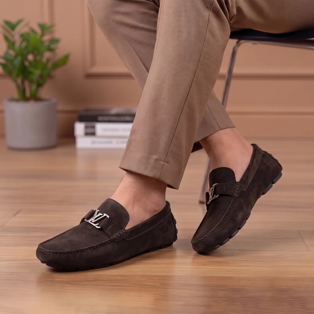 LOUI SUEDE LOAFER - BROWN (5215-9)