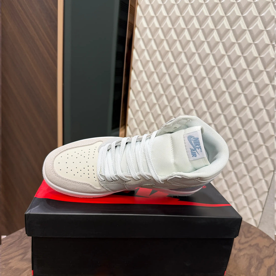 AJ 1 HIGHS - PARIS (PREMIUM)