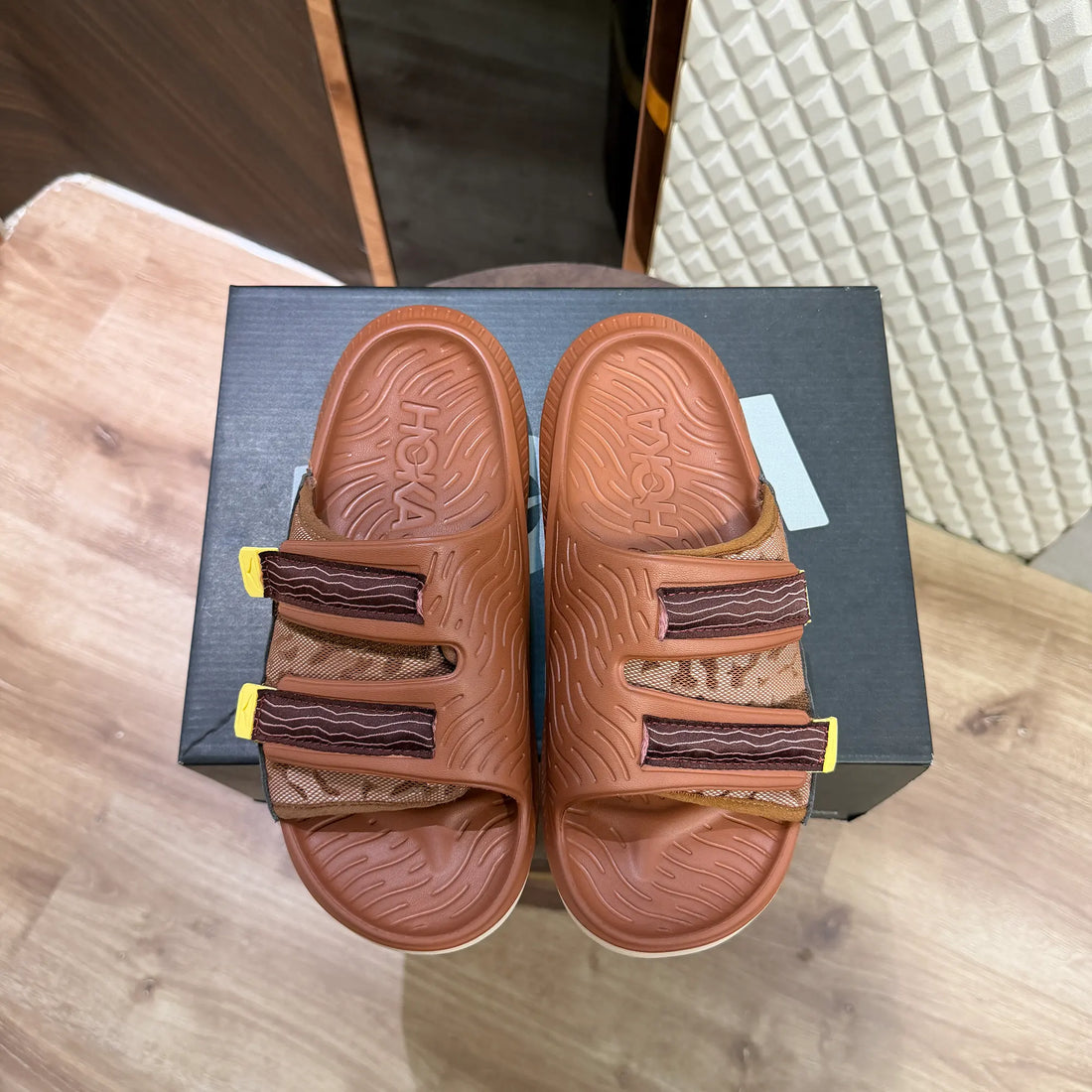 HOOKA ORA LUXE SLIDE - WHEAT