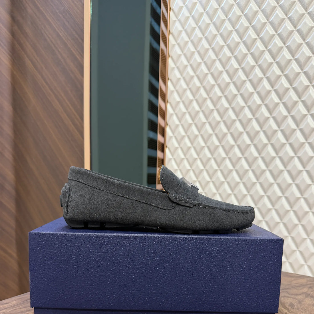 DIO SUEDE LOAFER - GREY (004)
