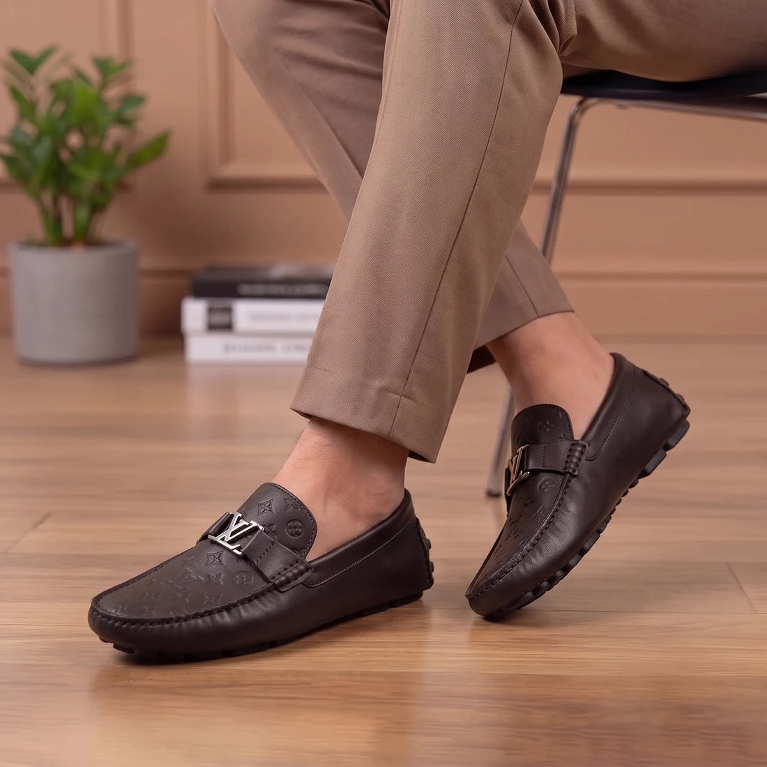 LOUI LEATHER LOAFER - EMBOSSED BROWN (5215-6)