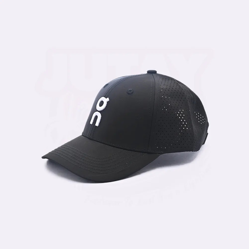 ON CAP - BLACK WHITE (EMBROID)