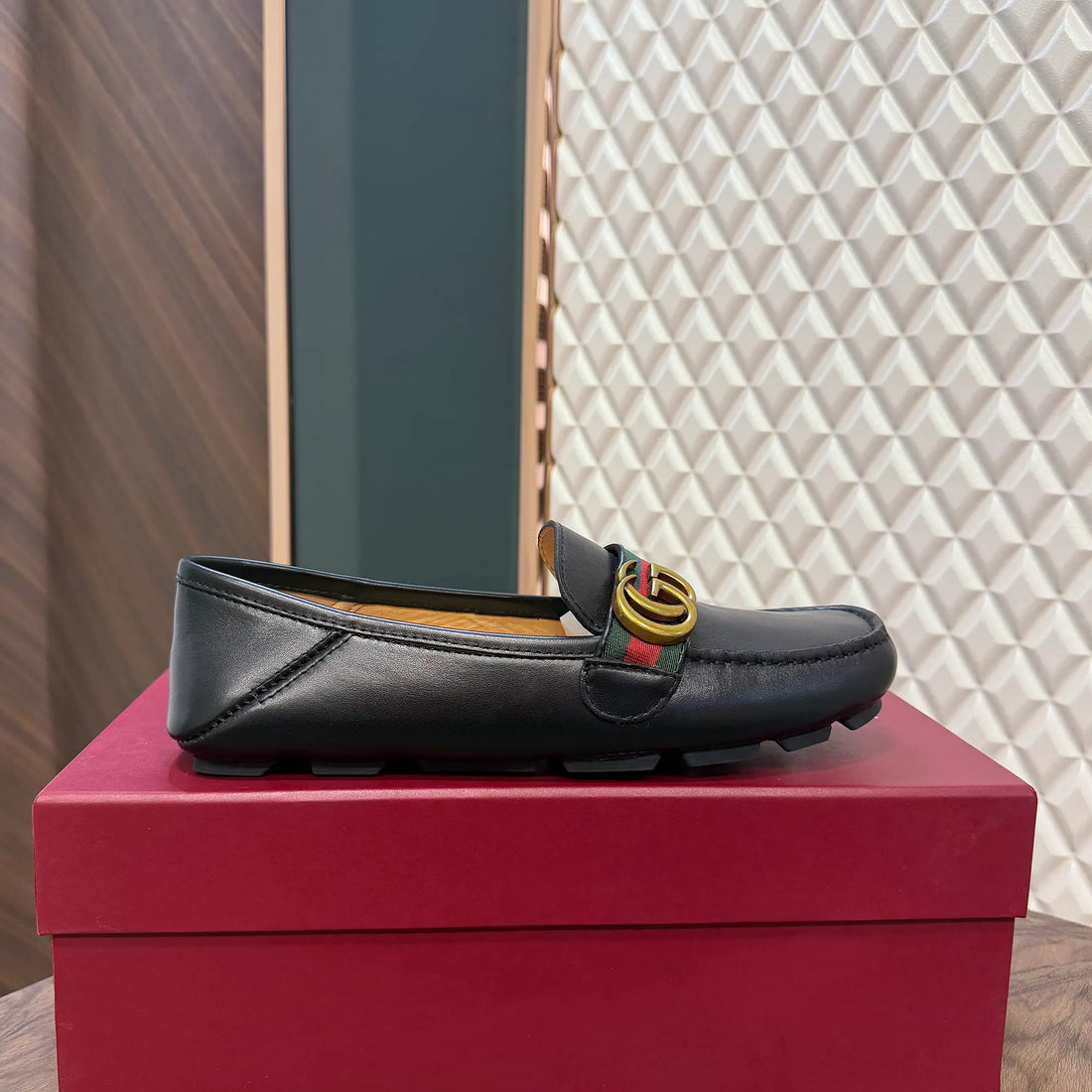 GUCC LEATHER LOAFER - BLACK (G001)