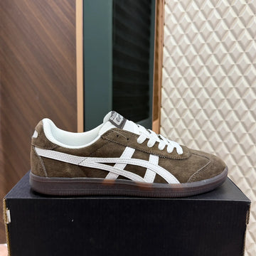 ONITSUKA TIGER TOKUTEN - BROWN (SUEDE)