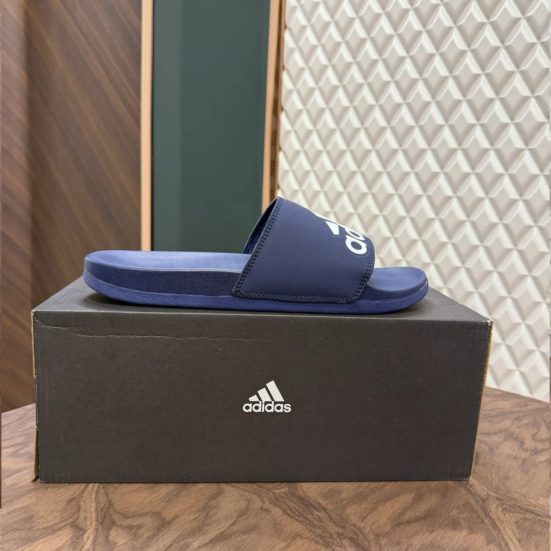 ADI LOGO - NAVY WHITE (WITH BOX)