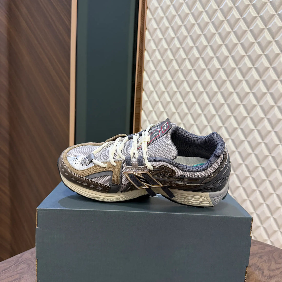 NB 1906A - THUNDER BROWN