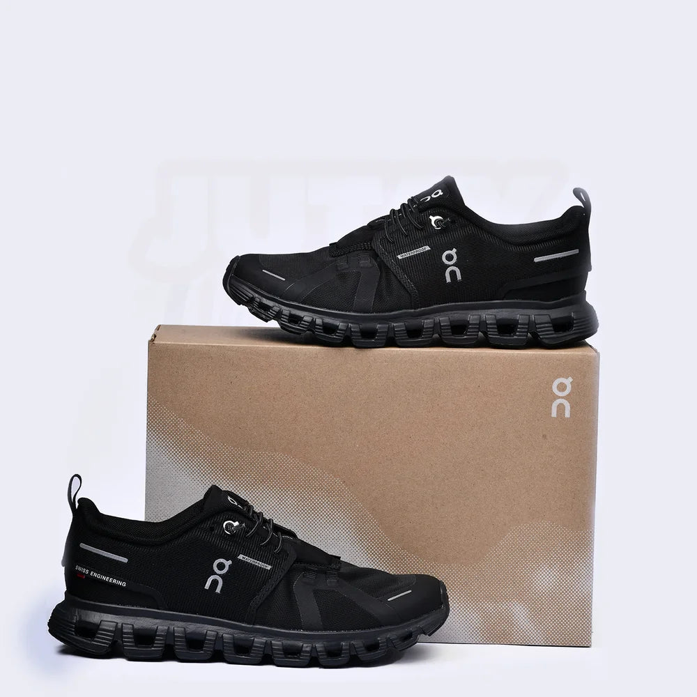ON CLOUD 6 WP - TRIPLE BLACK