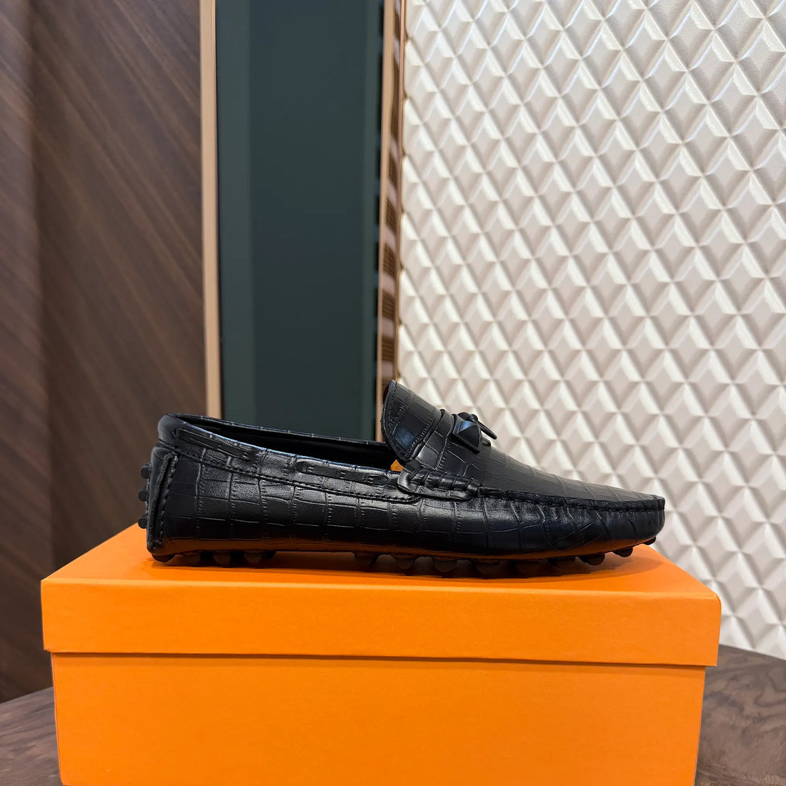 HERM LEATHER LOAFER - BLACK