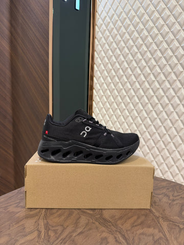 ON CLOUD ECLIPSE - ALL BLACK