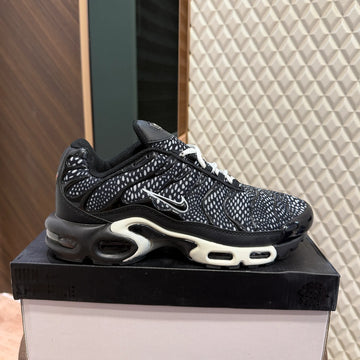 AIRMAX PLUS TN - BLACK SAIL