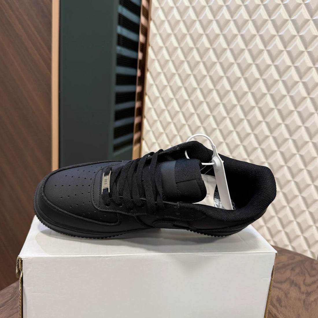 AIRFORCE 1 - ALL BLACK ( ORIGINAL QUALITY)