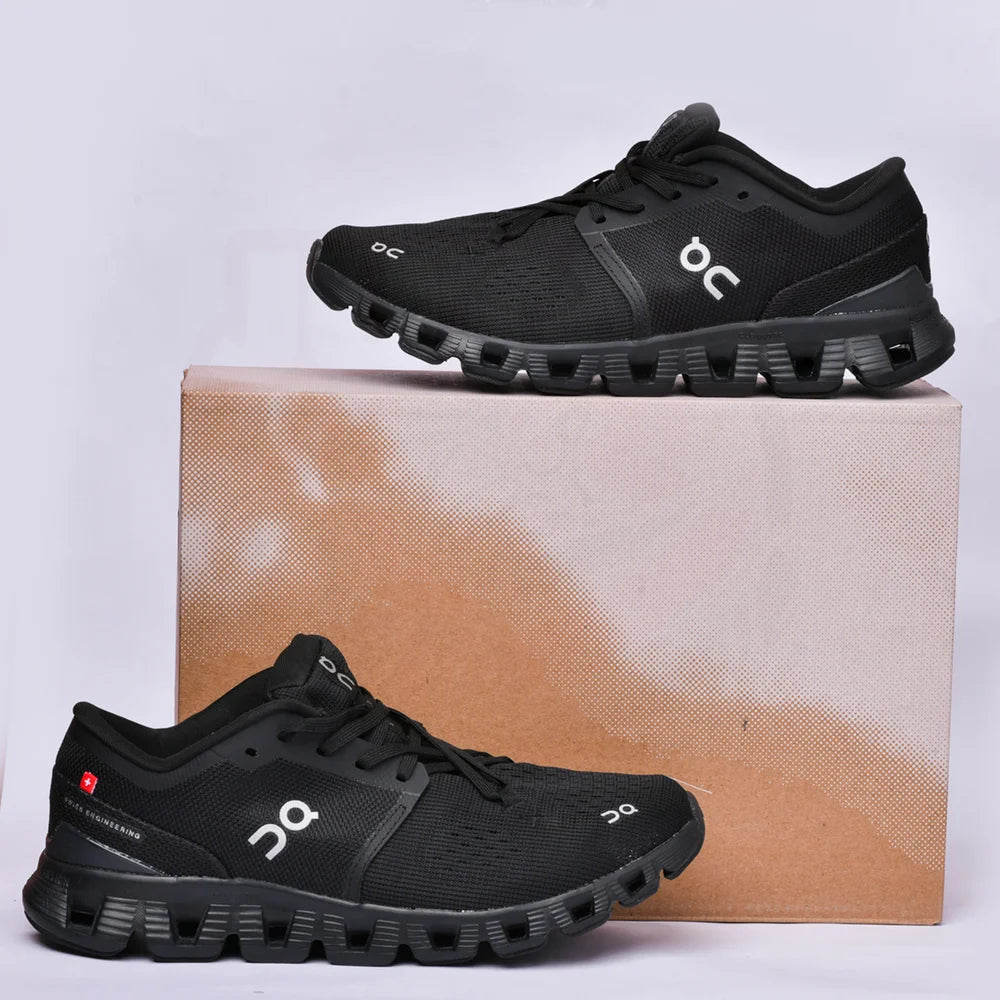 ONCLOUD X 4 - ALL BLACK