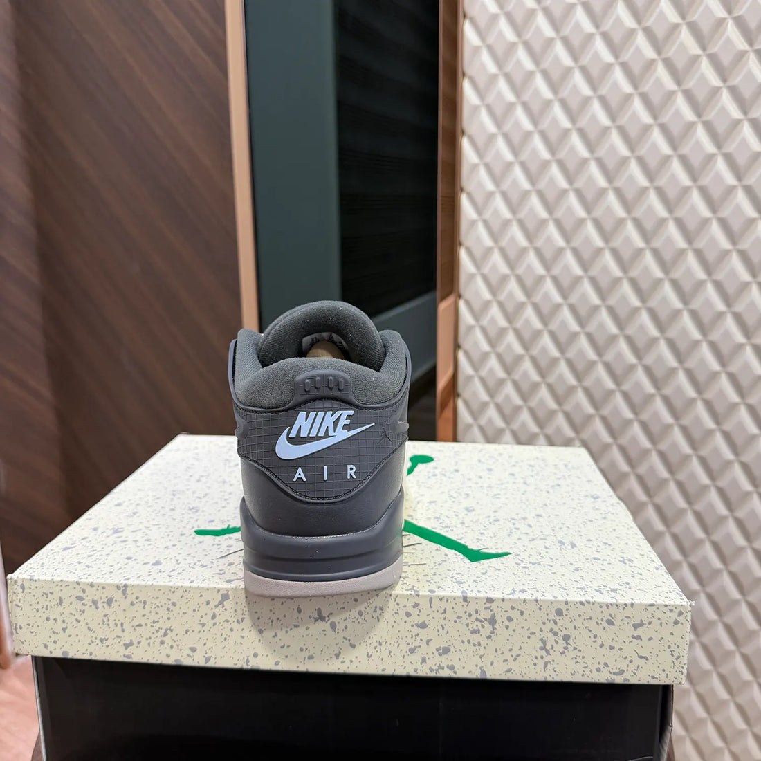 AJ IV RM - IRON GREY