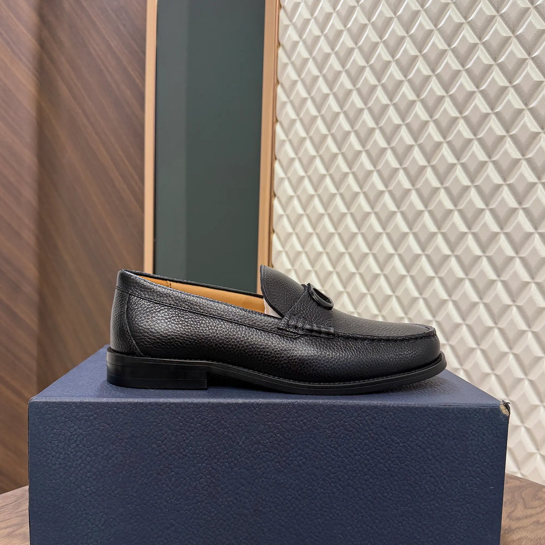 DIO MAJOR LOAFER - BLACK
