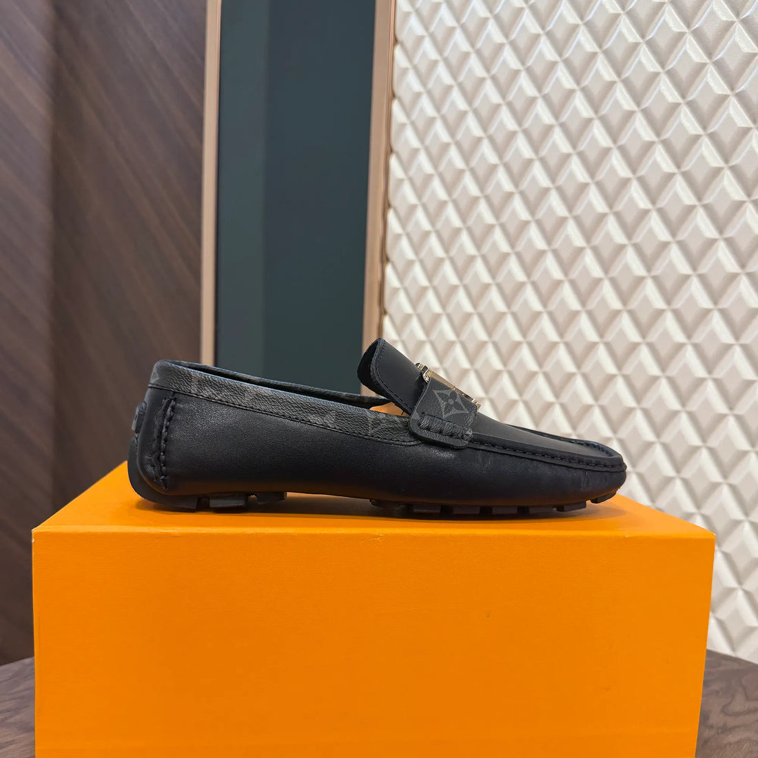 LOUI LEATHER LOAFER - BLACK (ND0168)