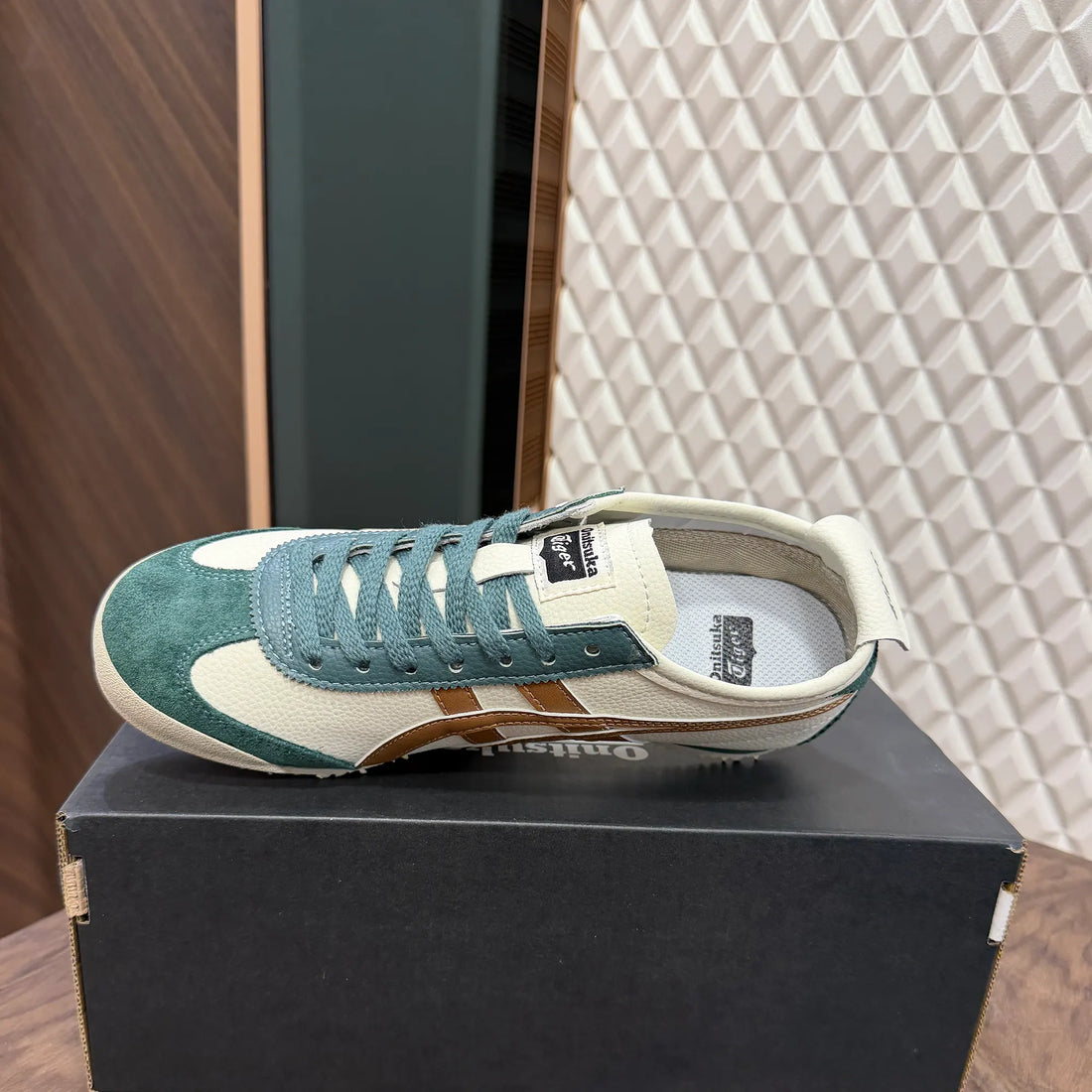 ONITSUKA TIGER MEXICO 66 - CREAM MOCHA
