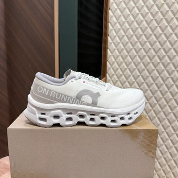 ON CLOUD MONSTER 3 - WHITE