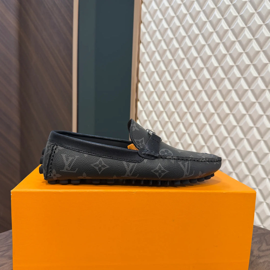 LOUI LEATHER LOAFER - BLACK  (ND5215)