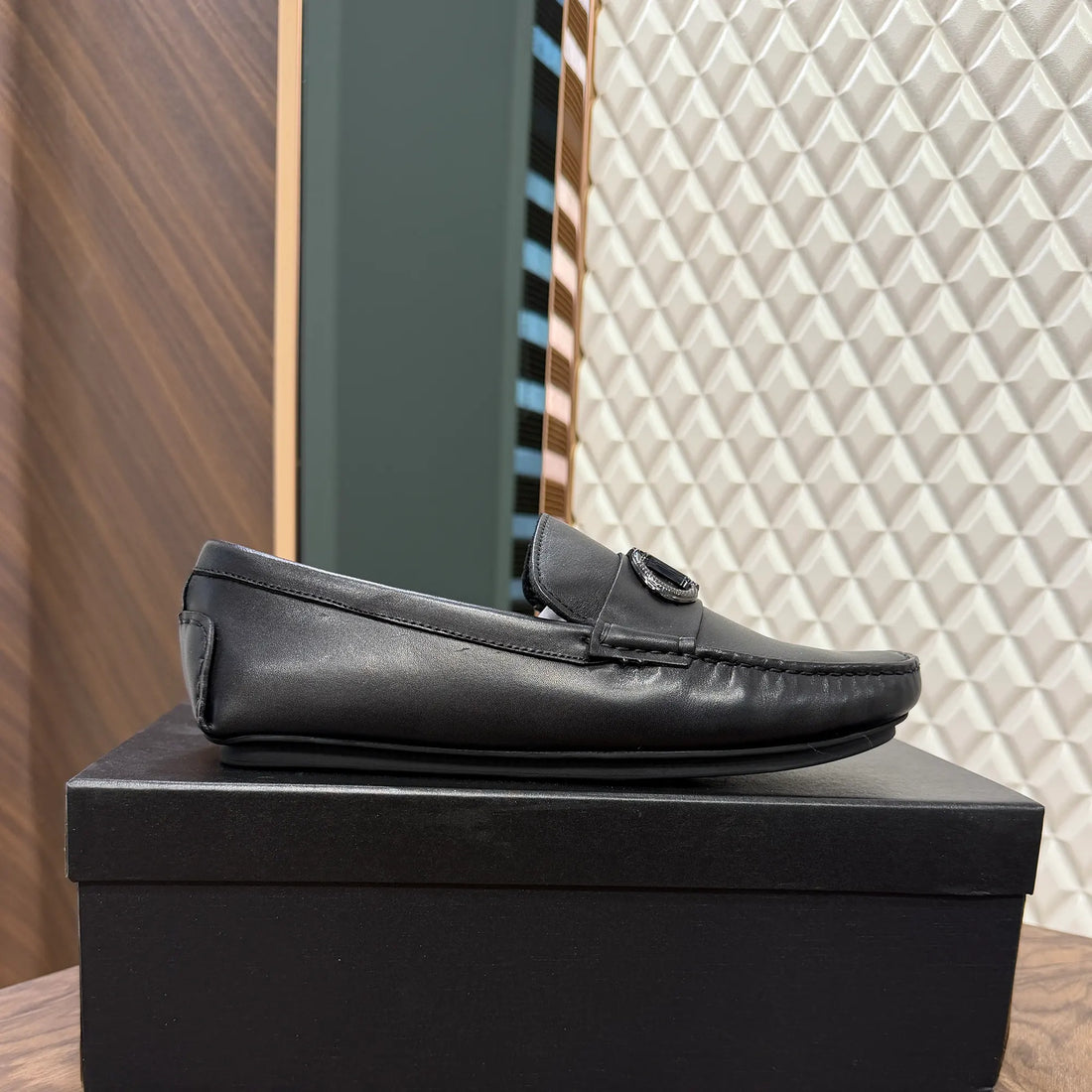 BLM LEATHER LOAFER - BLACK (SA058)