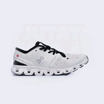 ONCLOUD X 4 - WHITE BLACK