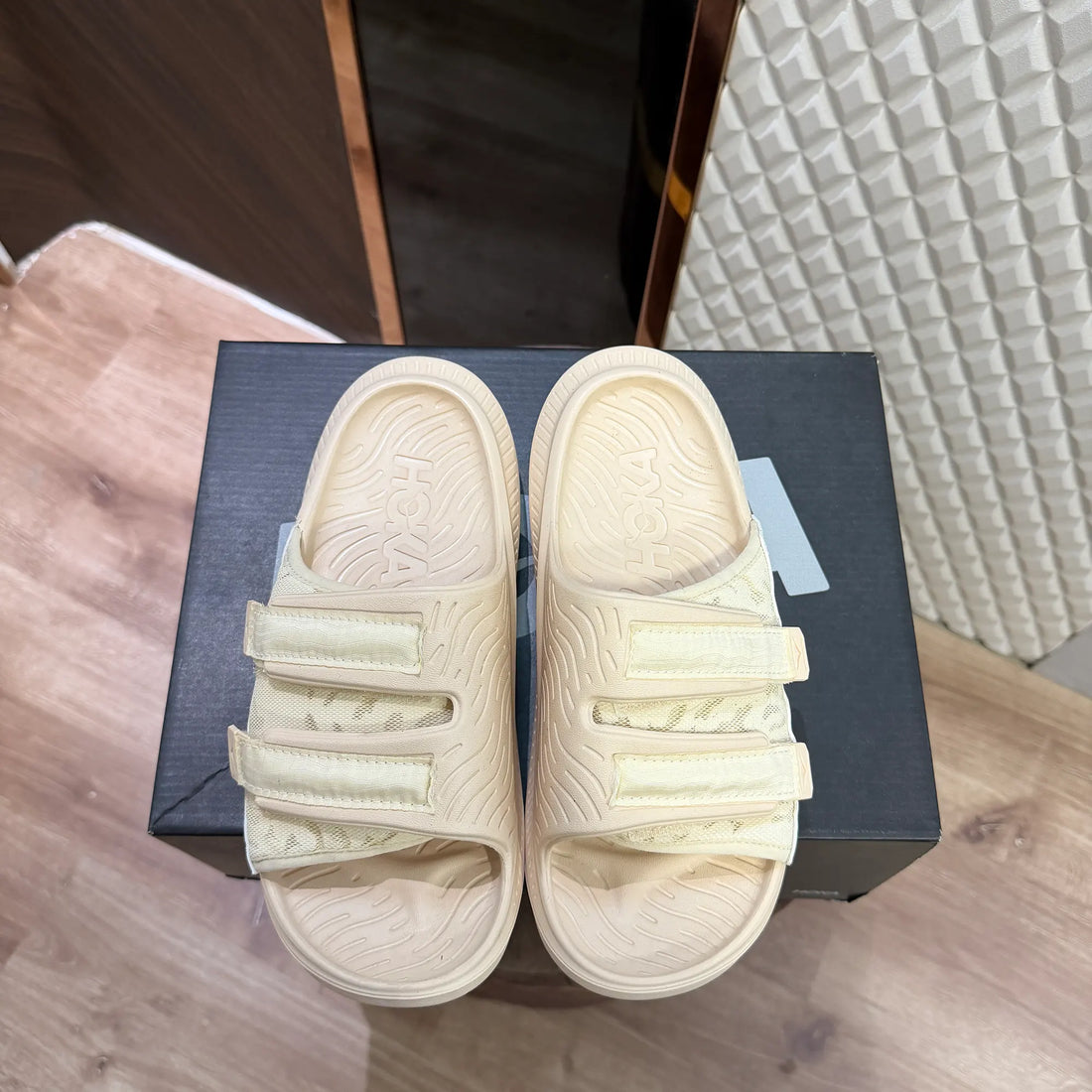 HOOKA ORA LUXE SLIDE - SHORTBREAD