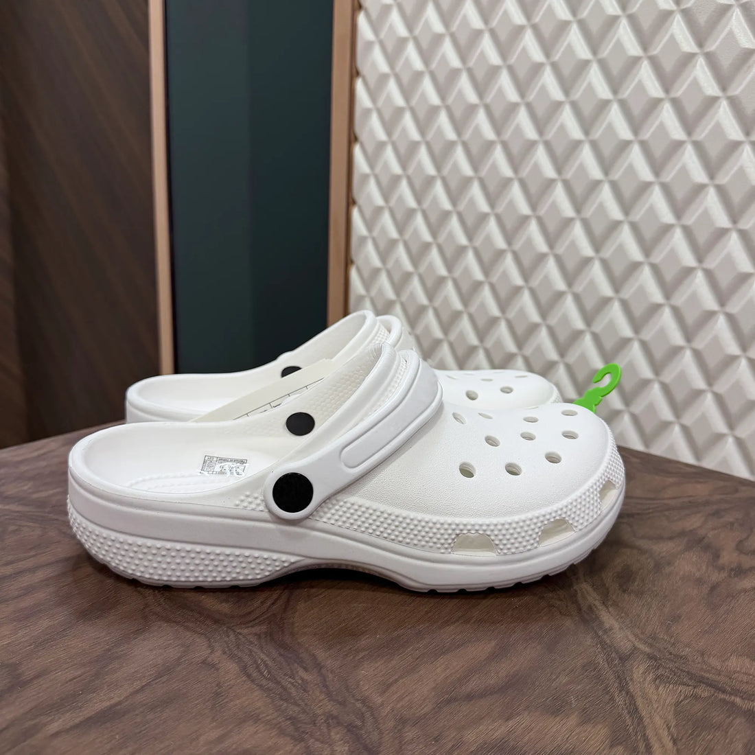 CROCS - WHITE