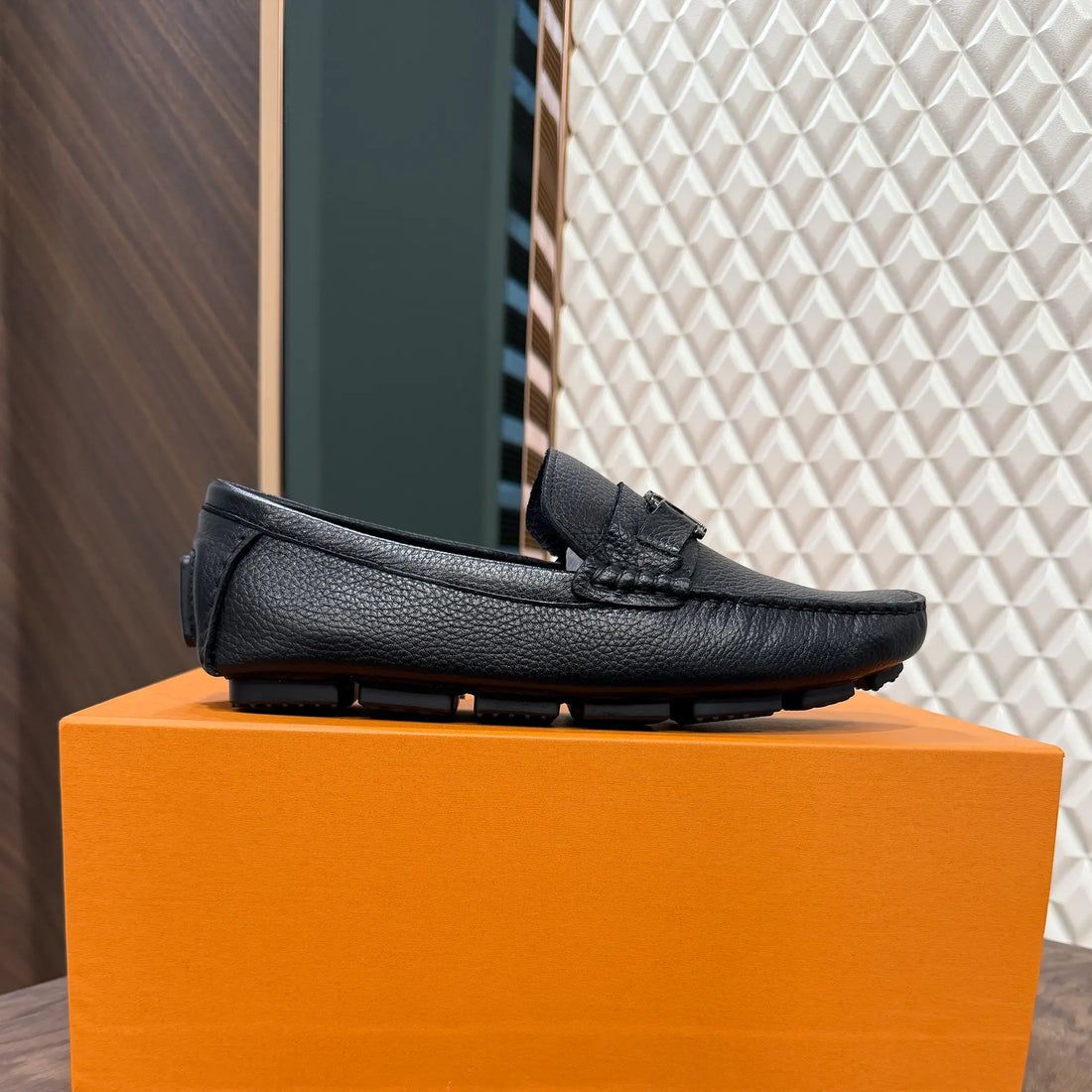 LOUI LEATHER LOAFER - BLACK (SA044)