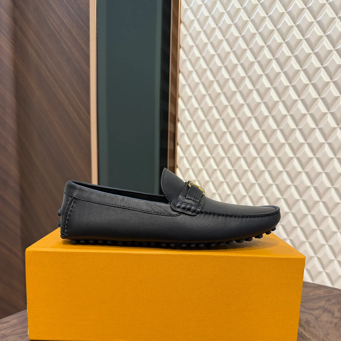 LOUI LEATHER LOAFER - BLACK (5027-12)