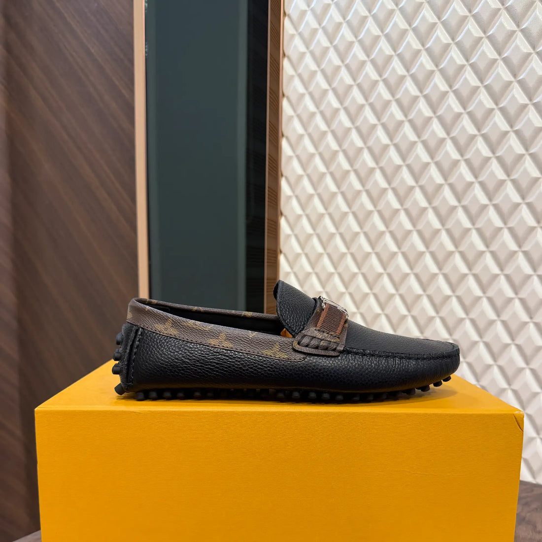 LOUI LEATHER LOAFER - CRAFTED BLACK (ND5210)