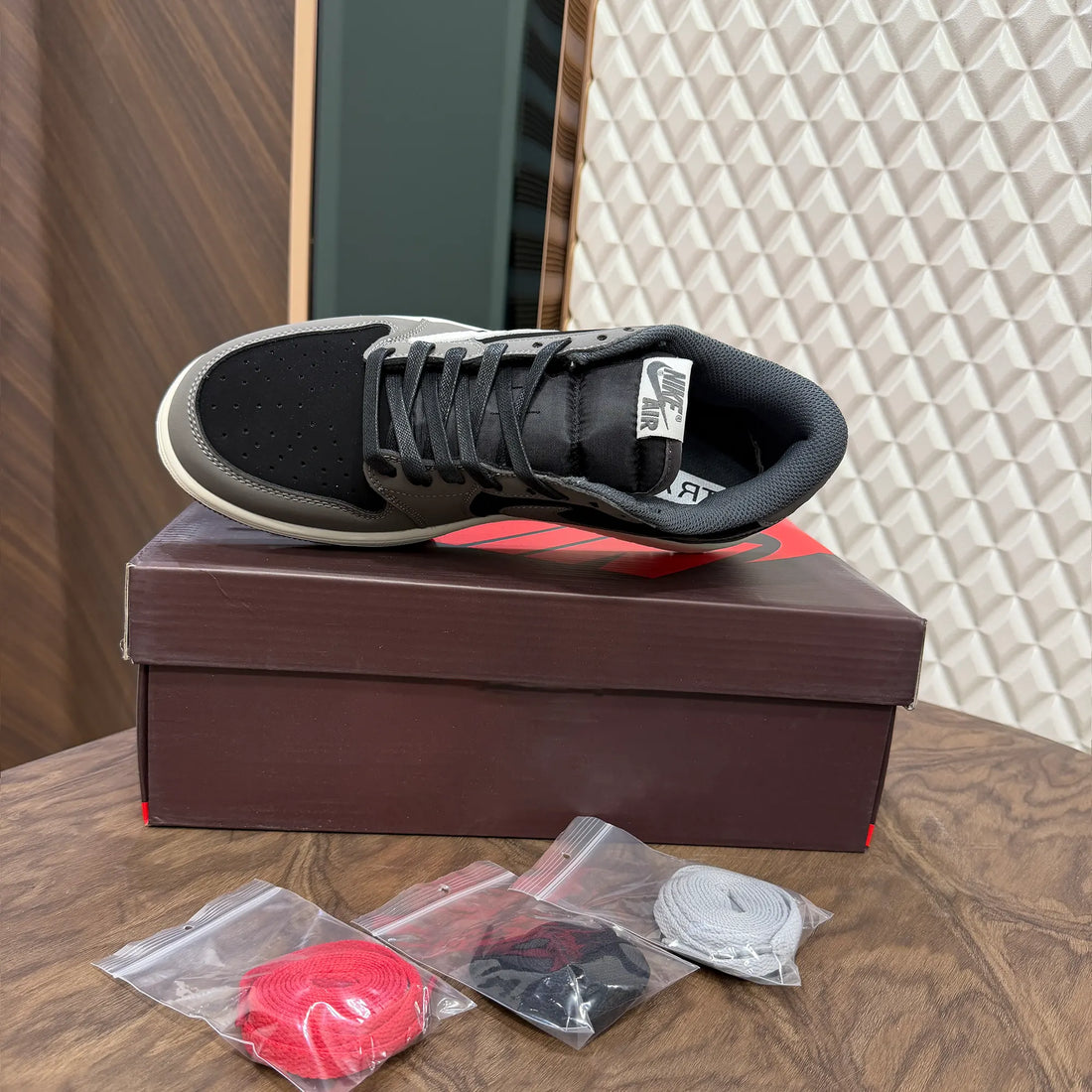 AJ 1 LOWS - COOL GREY (TRAVIS) (PREMIUM)