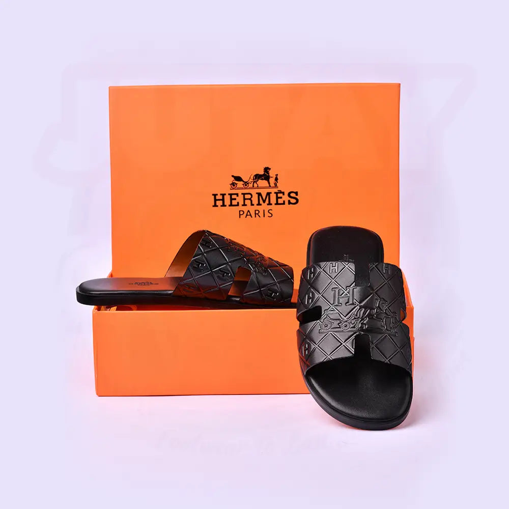 H IZMIR SLIDE - BLACK (EMBOSSED)