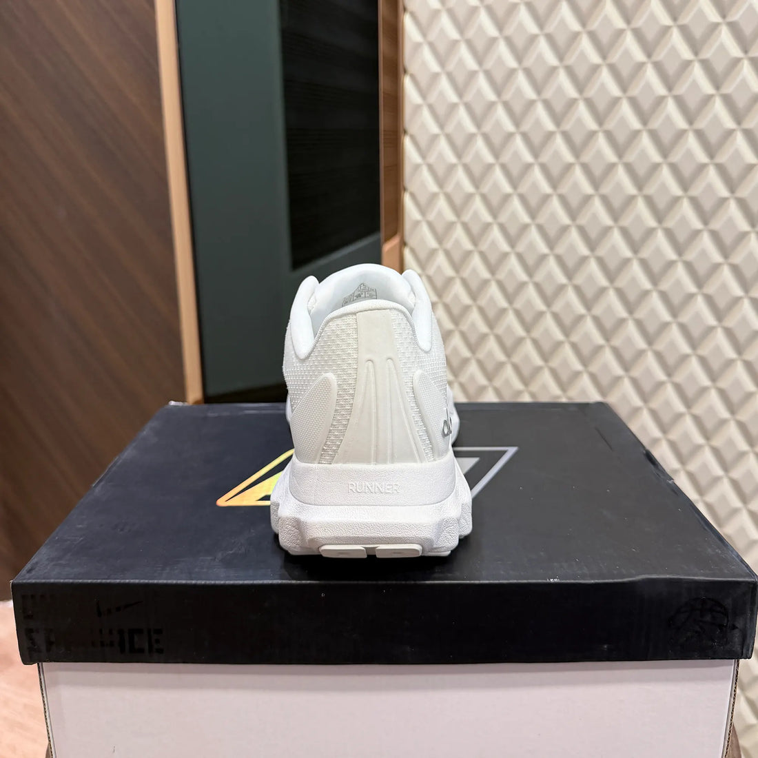 ALO RUNNER - TRIPLE WHITE