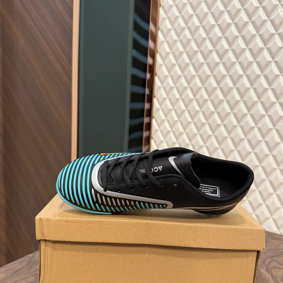 PHANTOM 6 - BLACK TEAL (TF)
