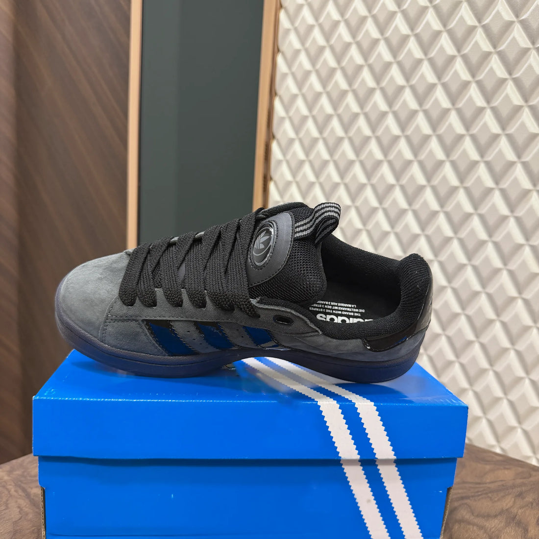 CAMPUS - CARBON BLACK ( REAL SUEDE)