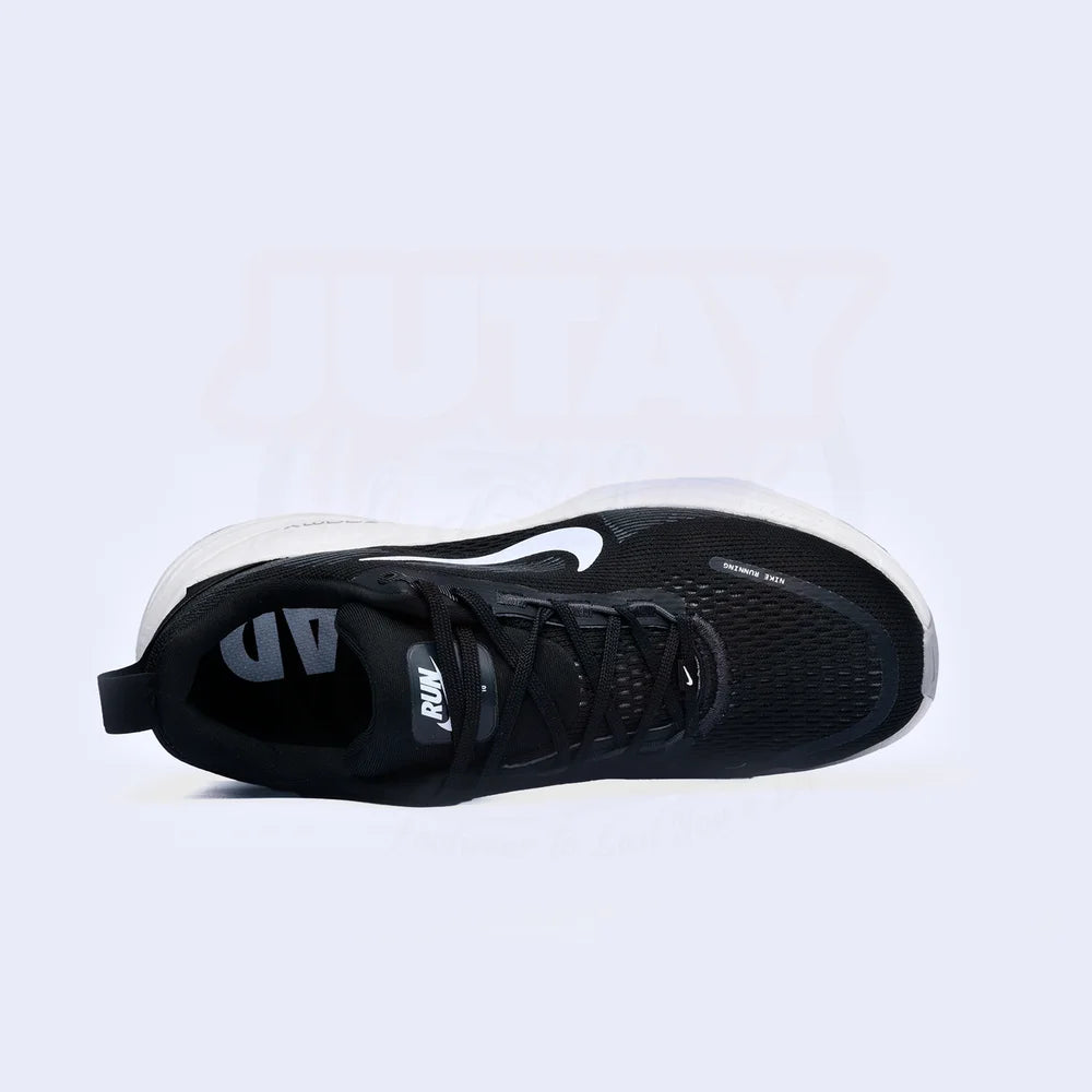 VOMERO 18 - BLACK COCONUT