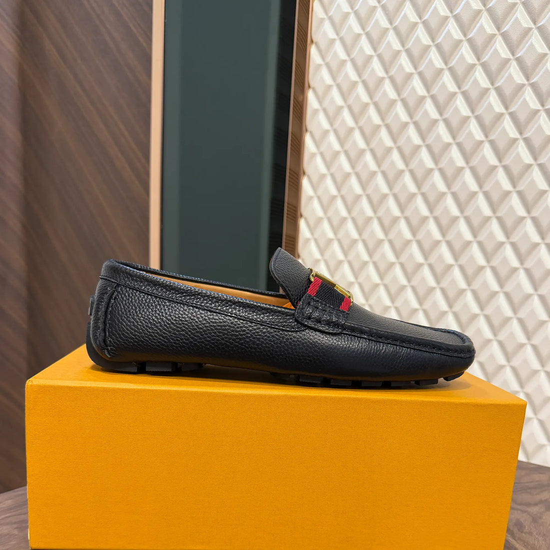LOUI LEATHER LOAFER - BLACK (1807-14)