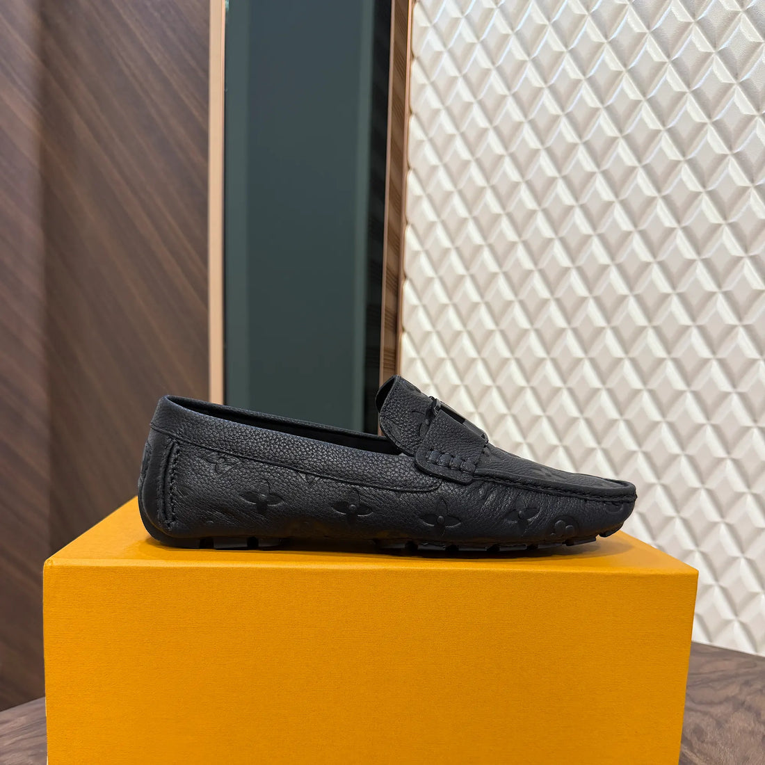 LOUI LEATHER LOAFER - BLACK (0166-13)