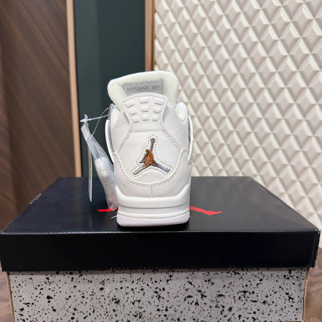 AJ IV - PURE MONEY ( DOT PERFECT)