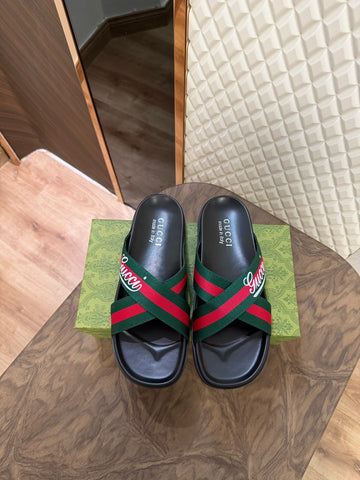 GUCC CROSS SLIDE - BLACK
